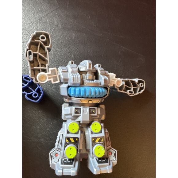 Air Hogs Smash Bots Two Player Battling Game OOB, Powers On. No Remotes - Picture 3 of 5